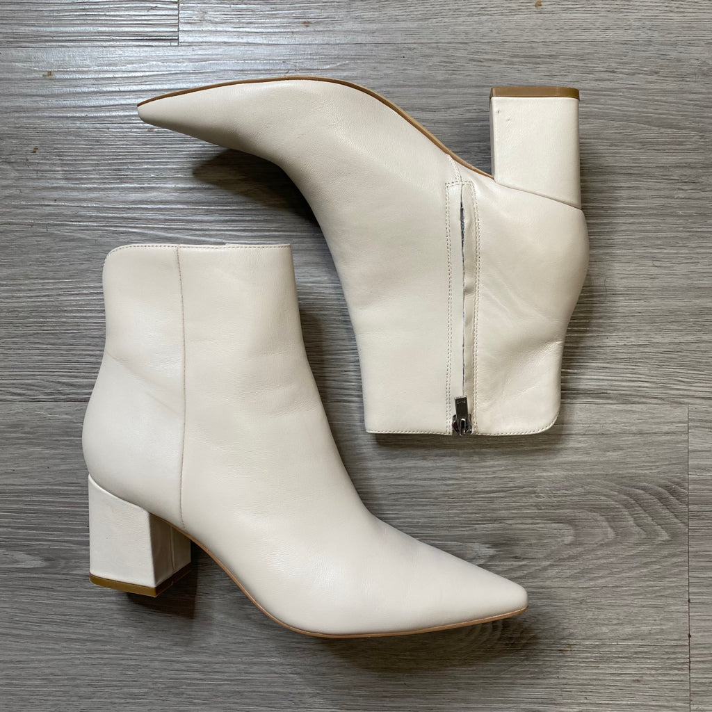 Marc Fisher Size 8 SHOE