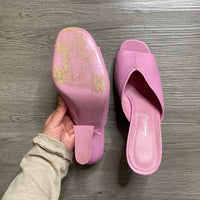 Load image into Gallery viewer, FERRAGAMO Size 10 DESIGNER
