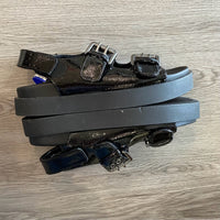 Load image into Gallery viewer, OLD NAVY Size 7 SHOE
