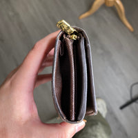 Load image into Gallery viewer, Louis Vuitton DESIGNER
