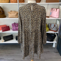 Load image into Gallery viewer, New Look Size 12 DRESS
