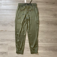 Load image into Gallery viewer, White House Black Market Size 2S PANTS
