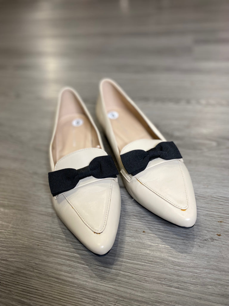 Adrienne Vittadini Size 9 SHOE