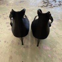 Load image into Gallery viewer, CHANEL Size 7 1/2 DESIGNER
