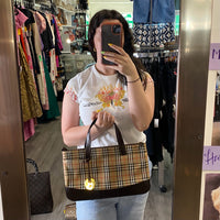 Load image into Gallery viewer, BURBERRY DESIGNER
