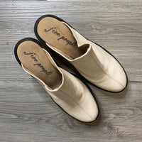 Load image into Gallery viewer, FREE PEOPLE Size 10 SHOE

