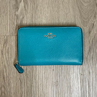 Load image into Gallery viewer, COACH BOUTIQUE
