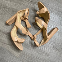 Load image into Gallery viewer, Alexandre Birman Size 7 1/2 DESIGNER
