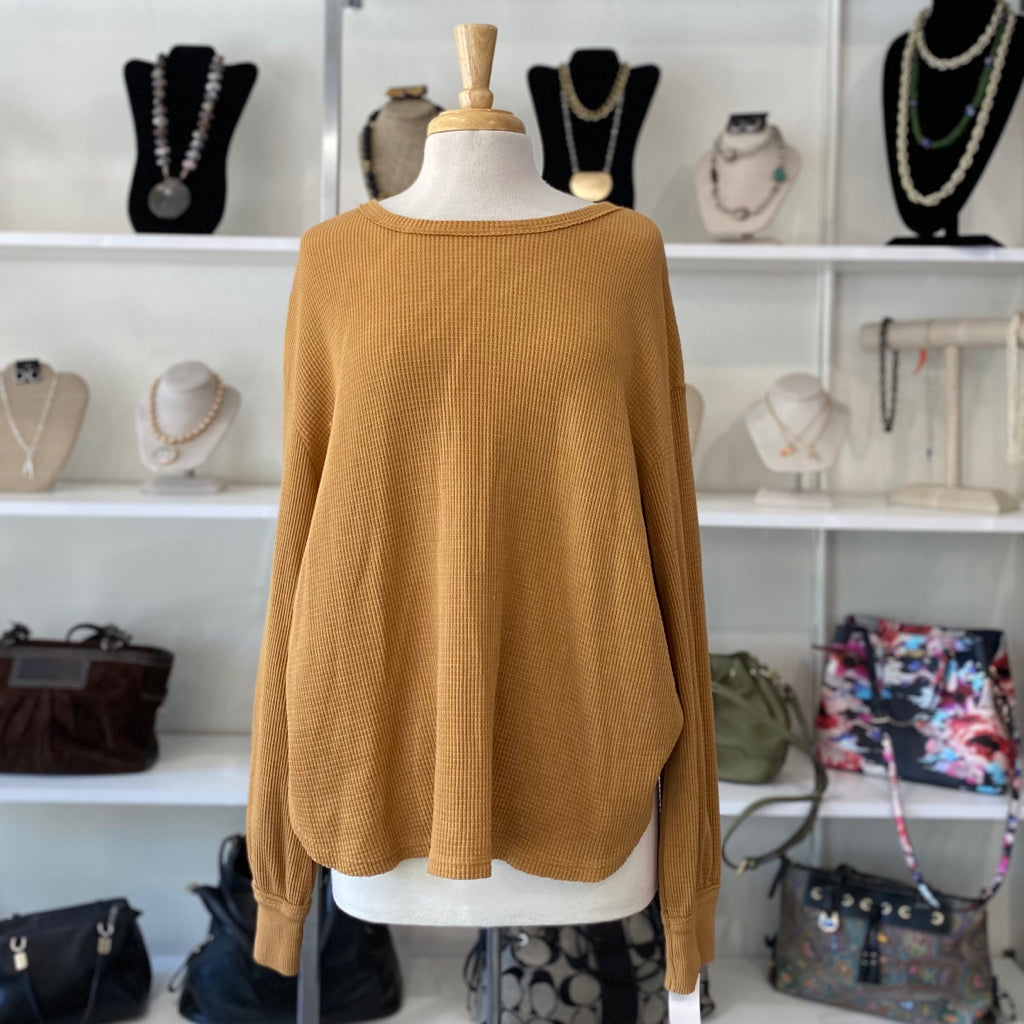 T.LA Size XL TOPS