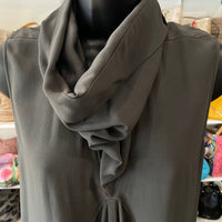 Load image into Gallery viewer, Rick Owens Size 4 DESIGNER
