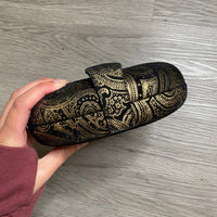 Load image into Gallery viewer, Saks Fifth Ave BOUTIQUE
