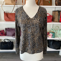 Load image into Gallery viewer, TWEEDS Size XL TOPS
