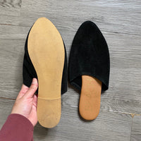 Load image into Gallery viewer, BEACH Size 10 SHOE
