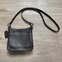 Load image into Gallery viewer, COACH BOUTIQUE
