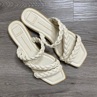 Load image into Gallery viewer, Dolce Vita Size 10 SHOE
