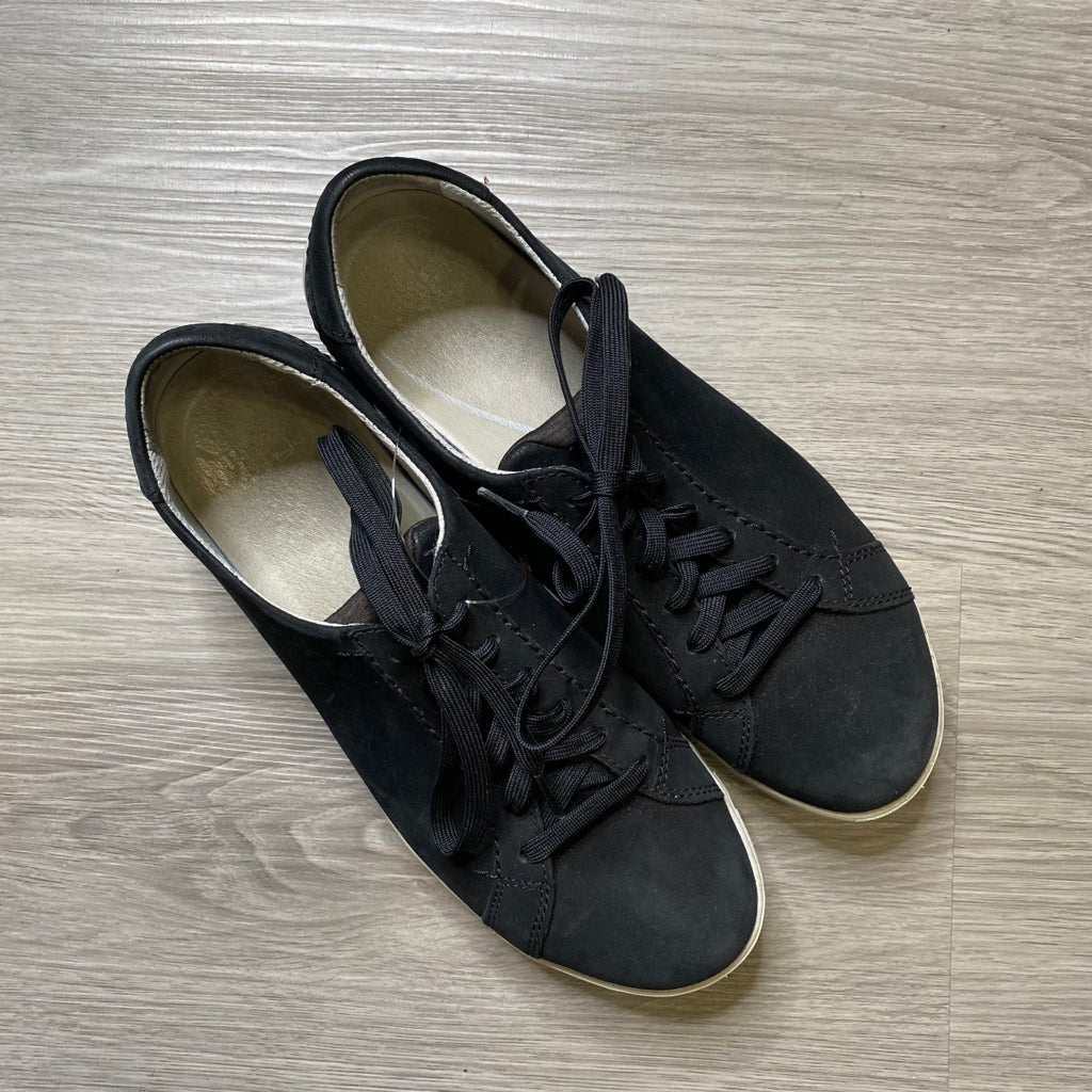 DANSKO Size 9 1/2 SHOE