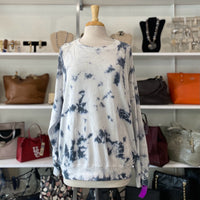 Load image into Gallery viewer, Grey State Size LARGE TOPS
