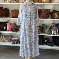 Load image into Gallery viewer, C&amp;C California Size LARGE DRESS
