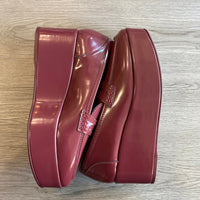 Load image into Gallery viewer, Larroude Size 7 1/2 BOUTIQUE
