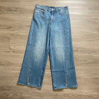 Load image into Gallery viewer, Not Your Daughter's Jeans Size 4/P PANTS
