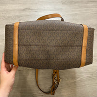 Load image into Gallery viewer, Michael BOUTIQUE
