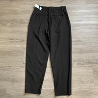 Load image into Gallery viewer, G/FORE Size 6 BOUTIQUE
