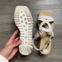 Load image into Gallery viewer, Vaneli Size 7 1/2 SHOE
