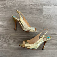 Load image into Gallery viewer, Manolo Blahnik Size 7 1/2 DESIGNER
