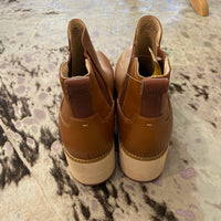 Load image into Gallery viewer, Cole Haan Size 10 1/2 BOUTIQUE

