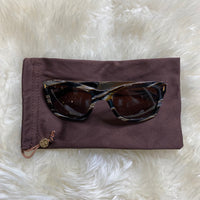 Load image into Gallery viewer, Tory Burch BOUTIQUE
