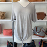 Load image into Gallery viewer, CHICOS Size MED TOPS
