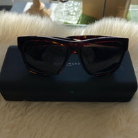 Load image into Gallery viewer, GIVENCHY DESIGNER
