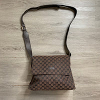 Load image into Gallery viewer, GUCCI DESIGNER
