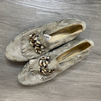 Load image into Gallery viewer, Softwaves Size 9 1/2 SHOE
