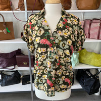 Load image into Gallery viewer, CABI Size XS TOPS
