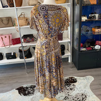 Load image into Gallery viewer, Signature Robbie Bee Size XL DRESS
