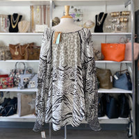 Load image into Gallery viewer, Conditions Apply Size 3 X PLUS
