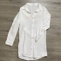 Load image into Gallery viewer, 4 O DREAMERS Size SMALL TOPS
