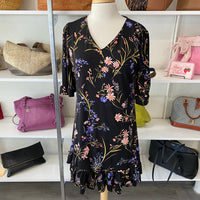 Load image into Gallery viewer, CECE Size MED DRESS
