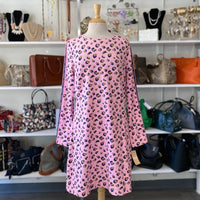 Load image into Gallery viewer, Lilly Pulitzer Size LARGE DRESS
