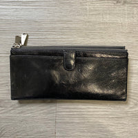 Load image into Gallery viewer, HOBO Size BOUTIQUE
