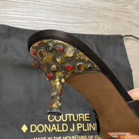 Load image into Gallery viewer, Donald Pliner Size 10 BOUTIQUE
