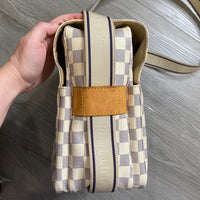 Load image into Gallery viewer, Louis Vuitton DESIGNER
