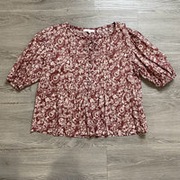 Load image into Gallery viewer, OLIVACEOUS Size SMALL TOPS
