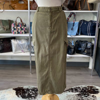 Load image into Gallery viewer, REFORMATION Size 30/10 BOUTIQUE
