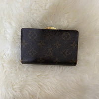 Load image into Gallery viewer, Louis Vuitton DESIGNER
