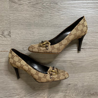 Load image into Gallery viewer, GUCCI Size 6 1/2 DESIGNER
