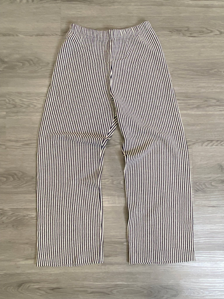 ST JOHN COLLECTION Size 4 DESIGNER