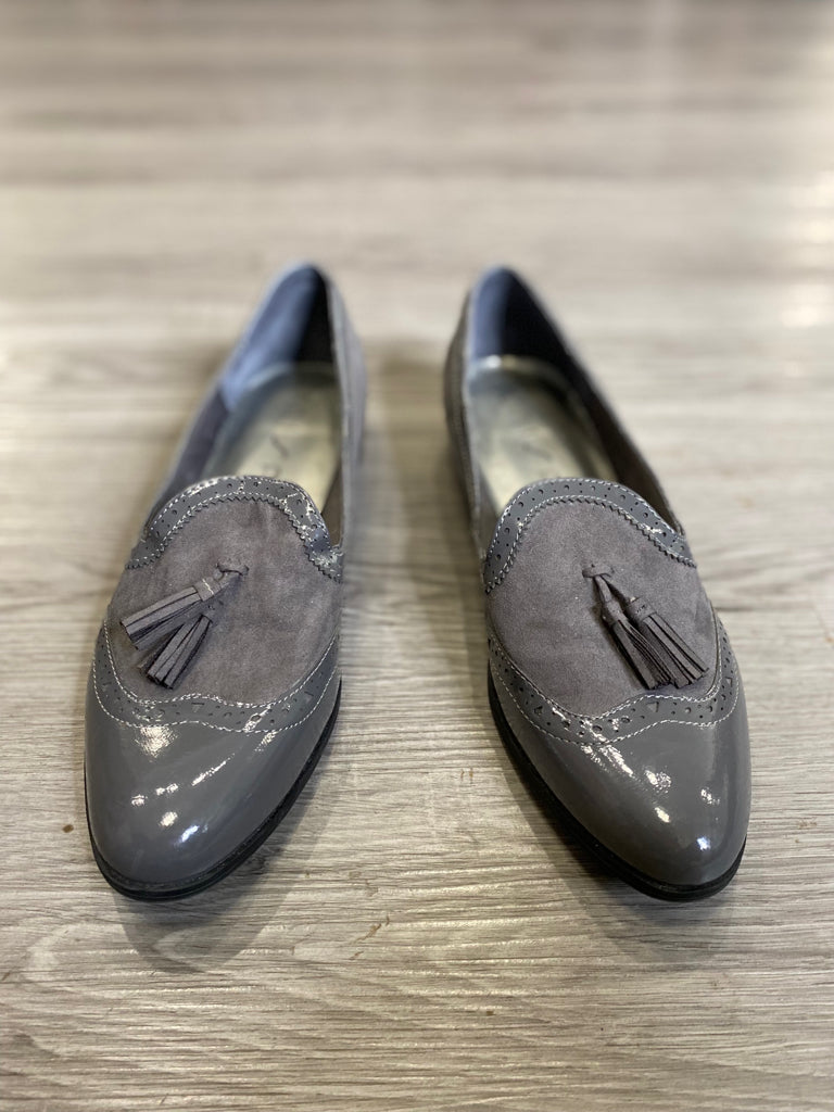 UNISA Size 10 SHOE