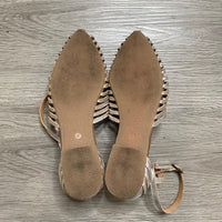 Load image into Gallery viewer, SEYCHELLES Size 8 SHOE
